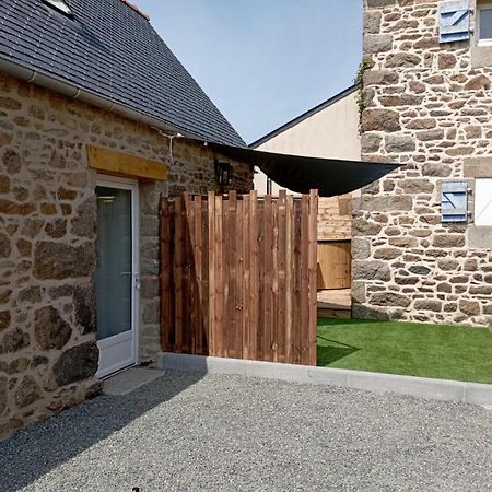 Gite Avec Son Bain Nordique Privatif Au Feu De Bois Pleubian Exteriér fotografie